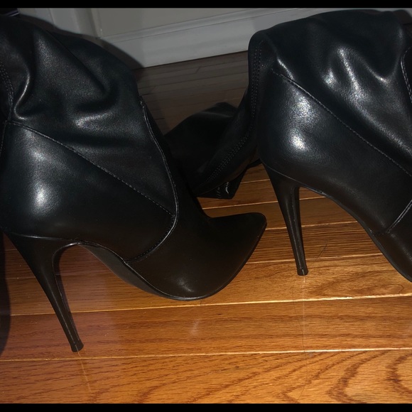 Steve Madden Dominique Thigh High Boot - Picture 5 of 10